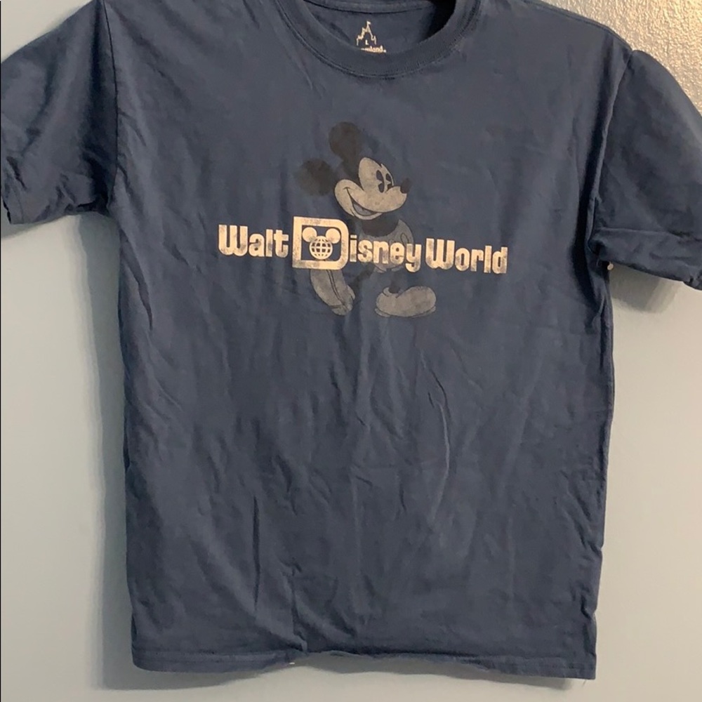 Blue Walt Disney world short sleeve tshirt youth L